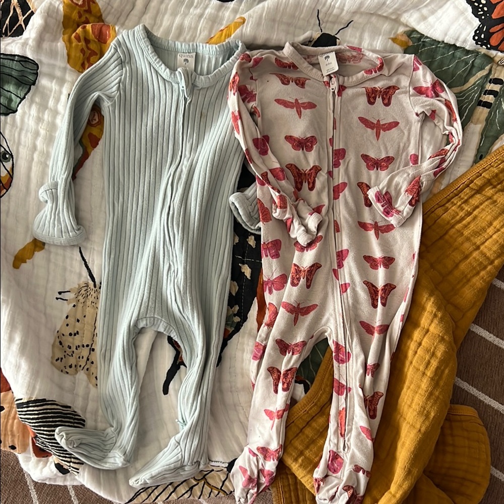 2x Kate Quinn Sleeper Zip-Up Onesies